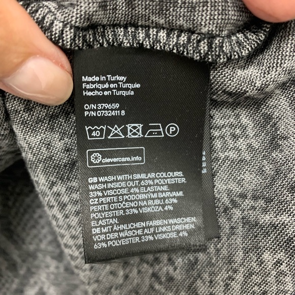 Divided by H&M snake print cropped top sz M - Picture 5 of 5